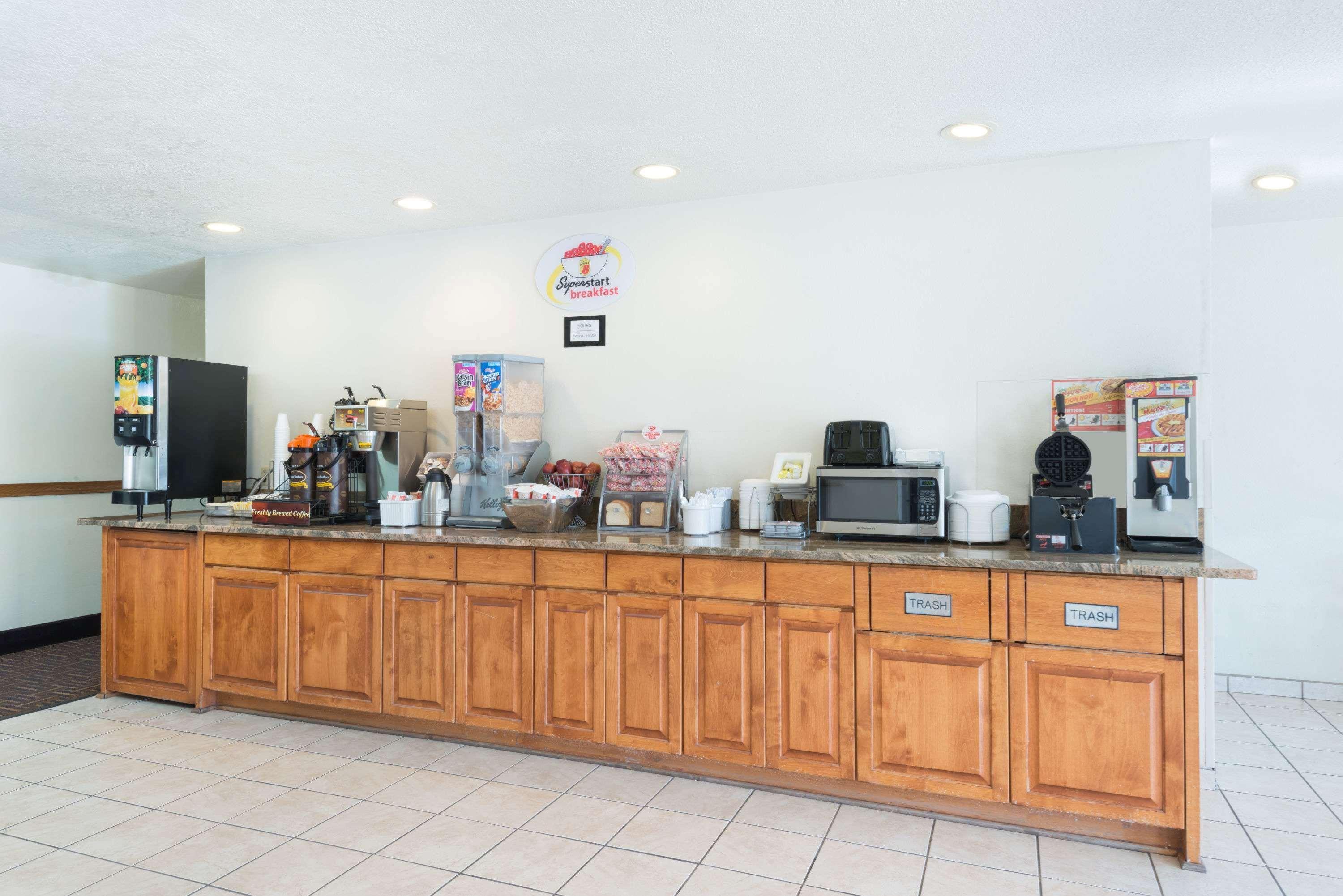 Hotel Super 8 By Wyndham Bernalillo Extérieur photo